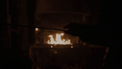 extant_GameOfThrones_4x01-TwoSwords_0058