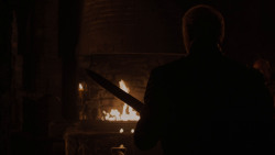 extant_GameOfThrones_4x01-TwoSwords_0072