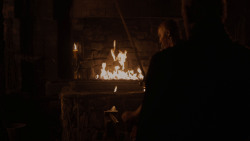extant_GameOfThrones_4x01-TwoSwords_0084