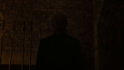 extant_GameOfThrones_4x01-TwoSwords_0109