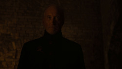 extant_GameOfThrones_4x01-TwoSwords_0113
