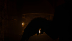 extant_GameOfThrones_4x01-TwoSwords_0178