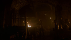 extant_GameOfThrones_4x01-TwoSwords_0187