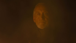 extant_GameOfThrones_4x01-TwoSwords_0206