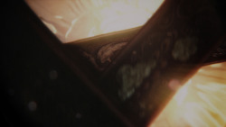 extant_GameOfThrones_4x01-TwoSwords_0214