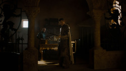 extant_GameOfThrones_4x01-TwoSwords_0445