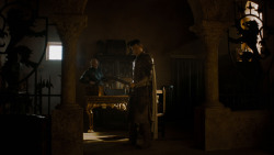 extant_GameOfThrones_4x01-TwoSwords_0446