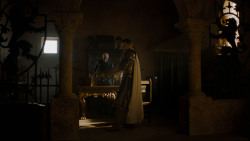 extant_GameOfThrones_4x01-TwoSwords_0449