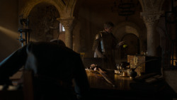 extant_GameOfThrones_4x01-TwoSwords_0456