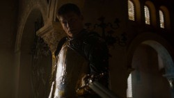 extant_GameOfThrones_4x01-TwoSwords_0472
