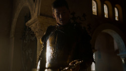extant_GameOfThrones_4x01-TwoSwords_0482