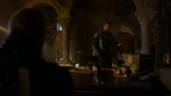 extant_GameOfThrones_4x01-TwoSwords_0487