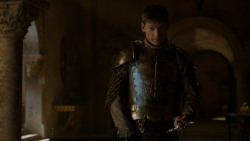 extant_GameOfThrones_4x01-TwoSwords_0496