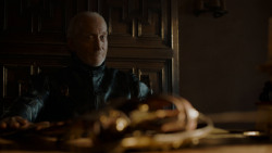 extant_GameOfThrones_4x01-TwoSwords_0505
