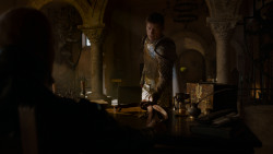 extant_GameOfThrones_4x01-TwoSwords_0507