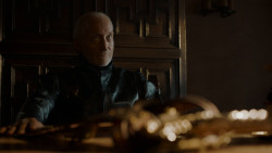 extant_GameOfThrones_4x01-TwoSwords_0511