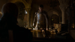 extant_GameOfThrones_4x01-TwoSwords_0515