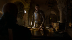 extant_GameOfThrones_4x01-TwoSwords_0516