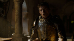 extant_GameOfThrones_4x01-TwoSwords_0569