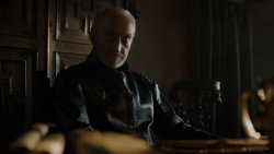 extant_GameOfThrones_4x01-TwoSwords_0633