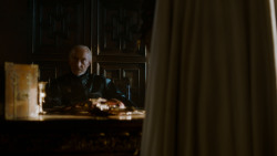 extant_GameOfThrones_4x01-TwoSwords_0649