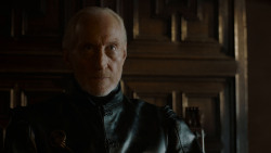 extant_GameOfThrones_4x01-TwoSwords_0671