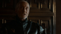 extant_GameOfThrones_4x01-TwoSwords_0694