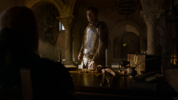 extant_GameOfThrones_4x01-TwoSwords_0696