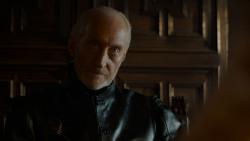 extant_GameOfThrones_4x01-TwoSwords_0711