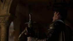 extant_GameOfThrones_4x01-TwoSwords_0717