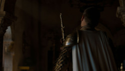 extant_GameOfThrones_4x01-TwoSwords_0718