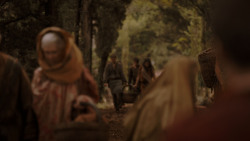 extant_GameOfThrones_4x01-TwoSwords_0750