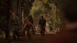 extant_GameOfThrones_4x01-TwoSwords_0774