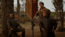extant_GameOfThrones_4x01-TwoSwords_0811