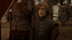 extant_GameOfThrones_4x01-TwoSwords_0835