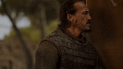 extant_GameOfThrones_4x01-TwoSwords_0862