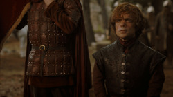 extant_GameOfThrones_4x01-TwoSwords_0892