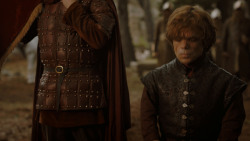 extant_GameOfThrones_4x01-TwoSwords_0893