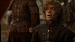 extant_GameOfThrones_4x01-TwoSwords_0897