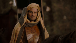 extant_GameOfThrones_4x01-TwoSwords_0940