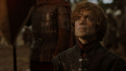 extant_GameOfThrones_4x01-TwoSwords_0952