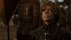 extant_GameOfThrones_4x01-TwoSwords_0953