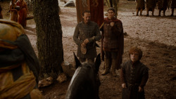 extant_GameOfThrones_4x01-TwoSwords_0973