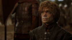 extant_GameOfThrones_4x01-TwoSwords_0983