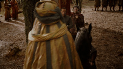 extant_GameOfThrones_4x01-TwoSwords_0995