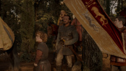 extant_GameOfThrones_4x01-TwoSwords_1002