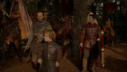 extant_GameOfThrones_4x01-TwoSwords_1012