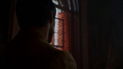 extant_GameOfThrones_4x01-TwoSwords_1053