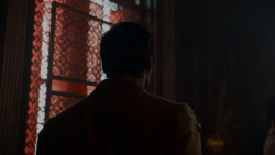 extant_GameOfThrones_4x01-TwoSwords_1055