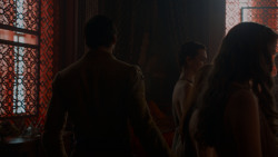 extant_GameOfThrones_4x01-TwoSwords_1059
